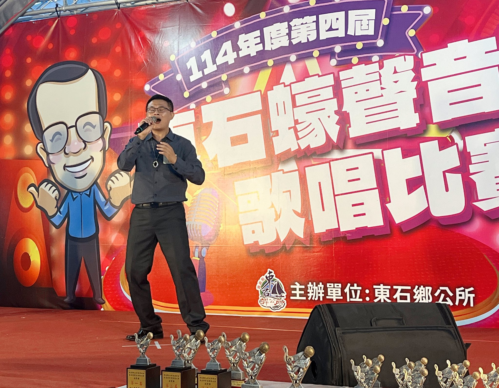 學員參加歌唱比賽得獎，東石蠔聲音冠軍